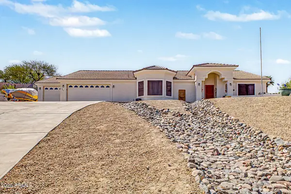 560 Topeka Drive, Wickenburg, AZ 85390