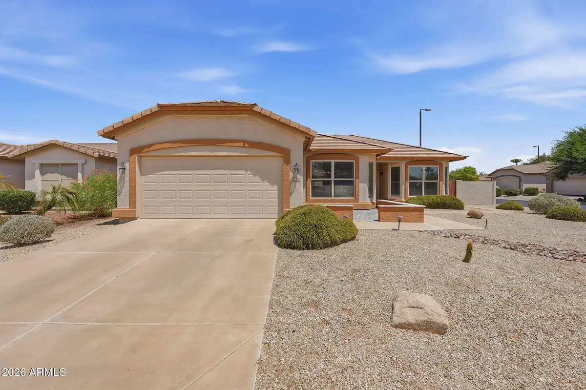 3220 E Gleneagle Drive, Chandler, AZ 85249 - #1