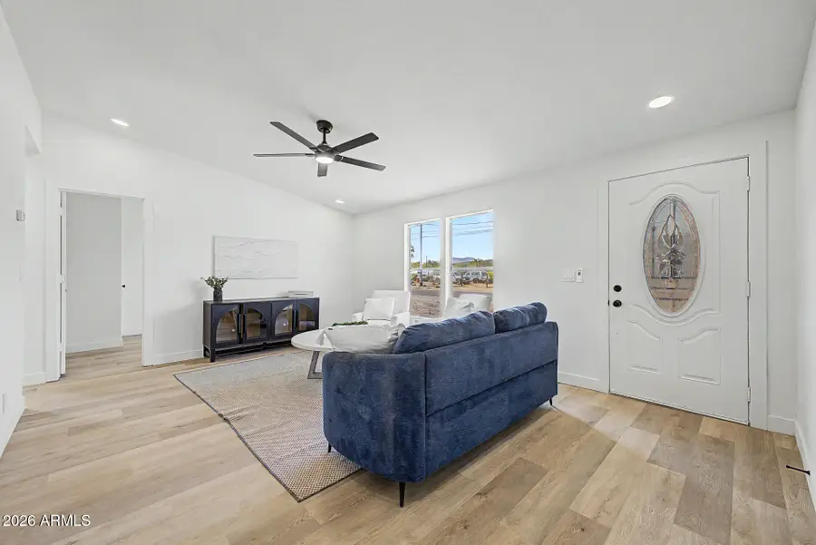 20421 E Kiva Road, Black Canyon City, AZ 85324 - #2