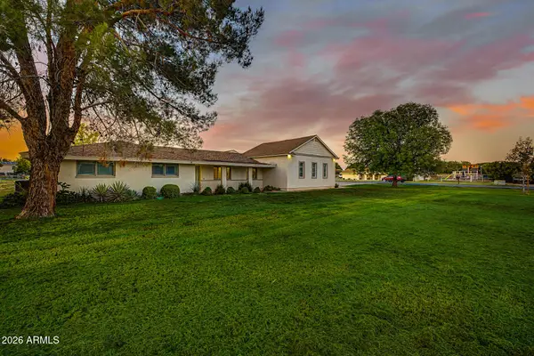 718 S Pandora Drive, Gilbert, AZ 85296