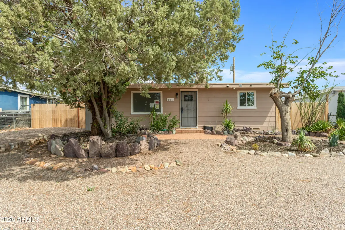 111 E Apache Street, Huachuca City, AZ 85616 - #1