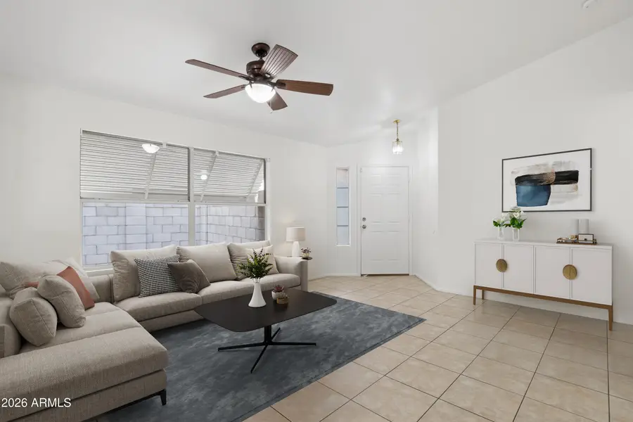 15661 W Hammond Drive, Goodyear, AZ 85338 - #2