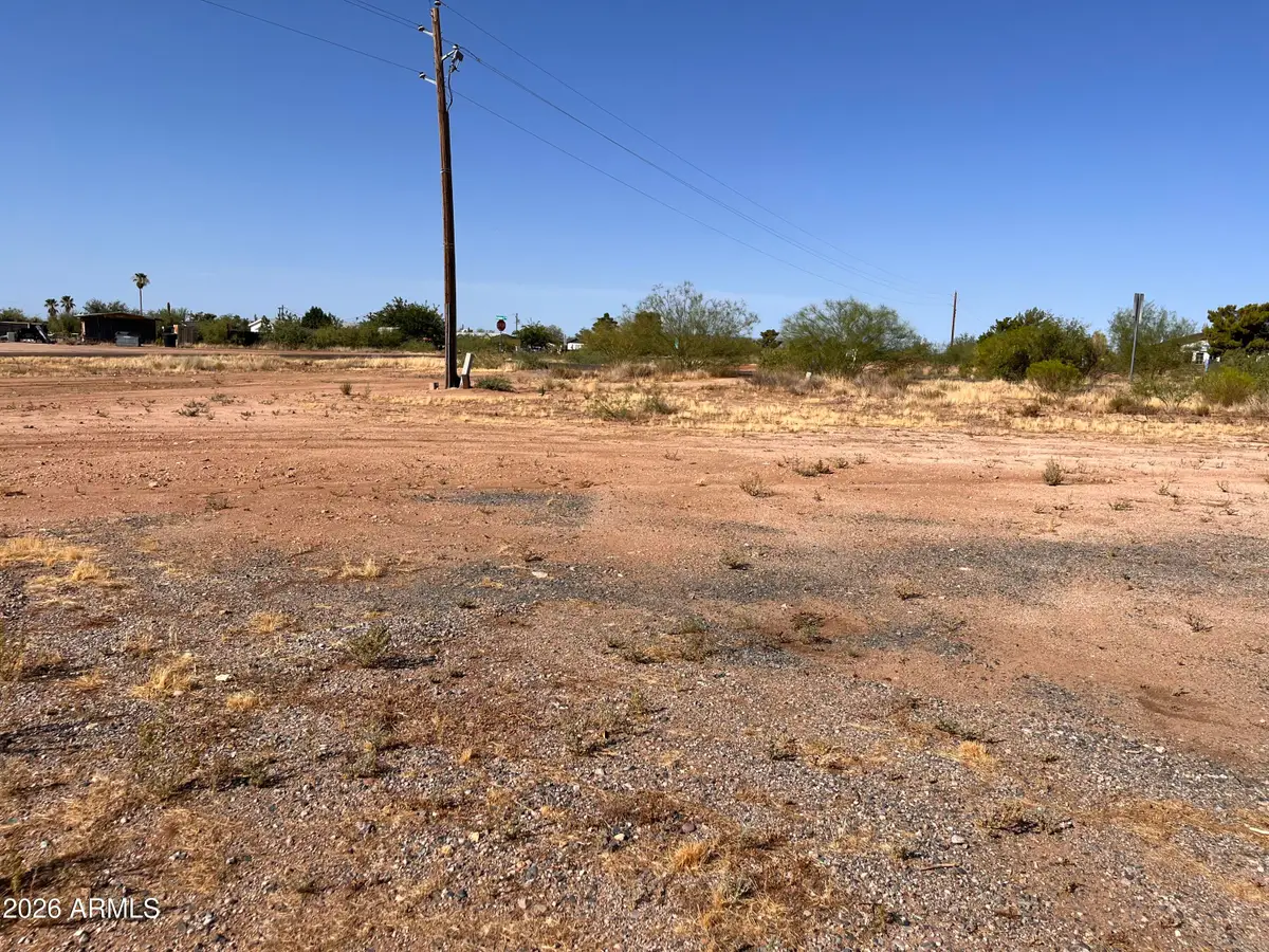 26725 S Grandview Drive E #B, Congress, AZ 85332 - #1