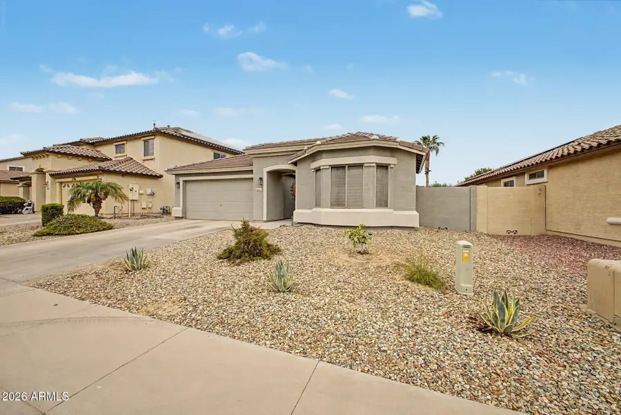 18164 W Desert Lane, Surprise, AZ 85388 - #2