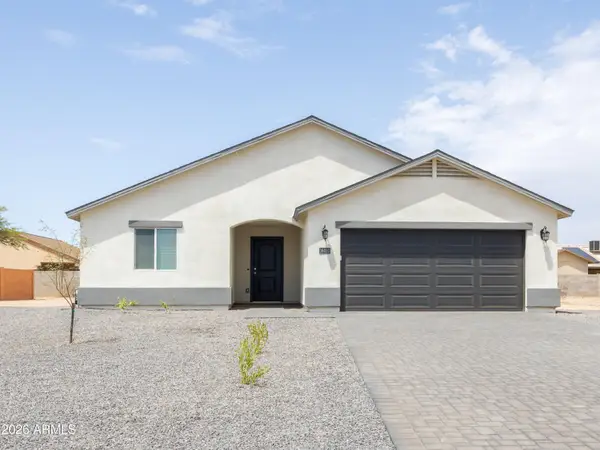 16010 S Maui Circle, Arizona City, AZ 85123