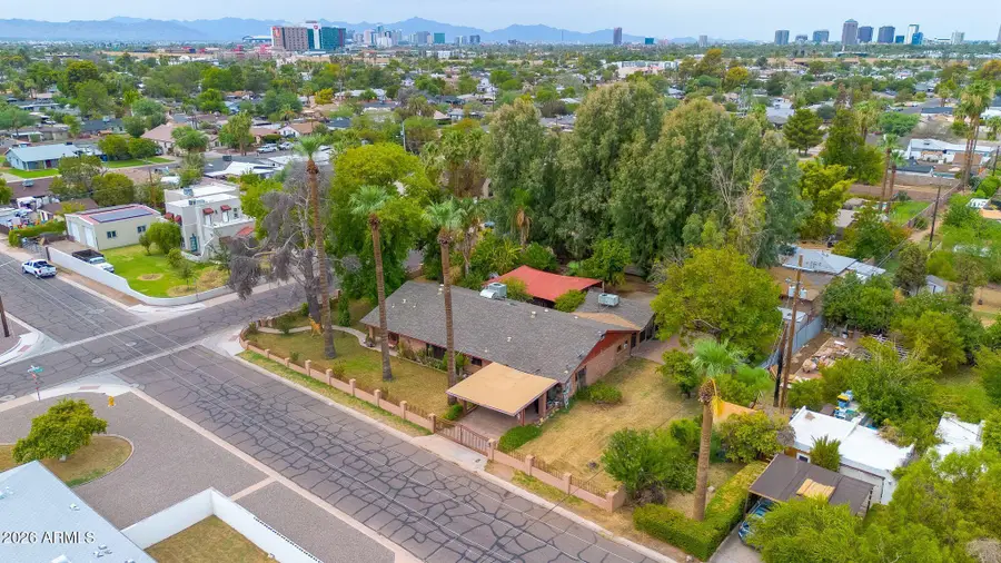 2240 E Whitton Avenue, Phoenix, AZ 85016 - #3
