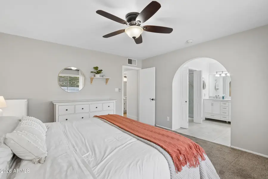 3850 E Grove Avenue, Mesa, AZ 85206 - #3