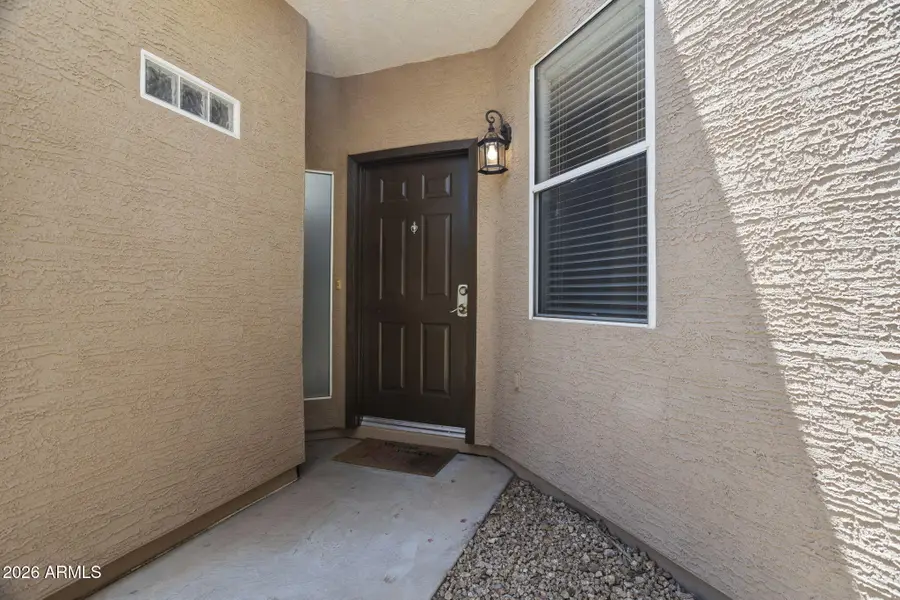 3221 N 37th Street #18, Phoenix, AZ 85018 - #2