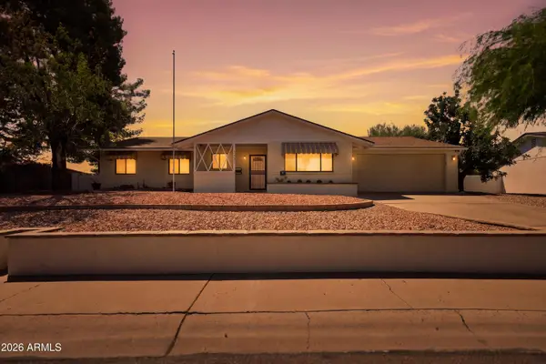 3827 E Mercer Lane, Phoenix, AZ 85028