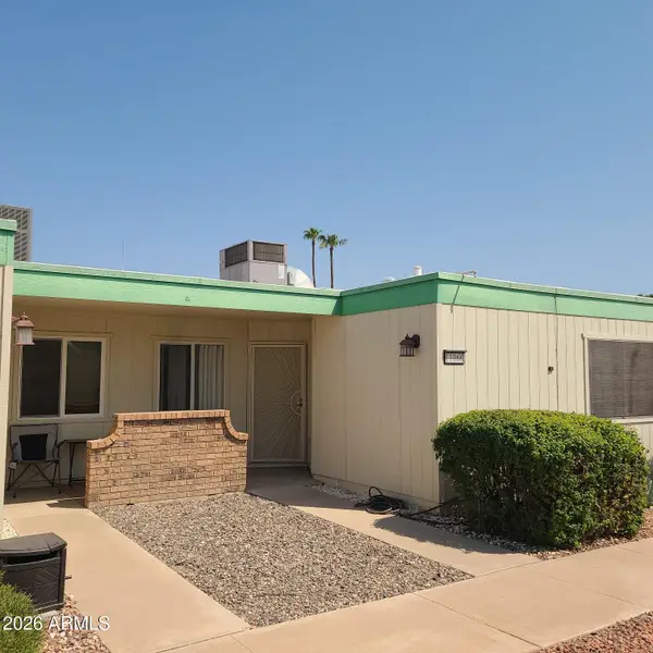 11066 W Coggins Drive, Sun City, AZ 85351