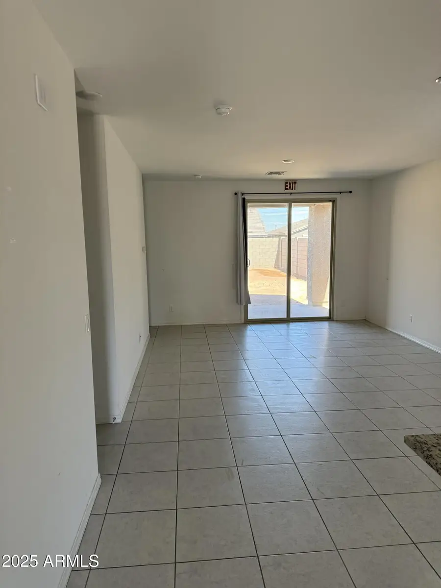 10830 W Marguerite Avenue, Tolleson, AZ 85353 - #3