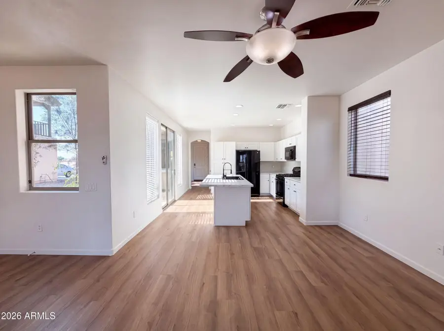 1353 E Colorado Loop, Casa Grande, AZ 85122 - #3