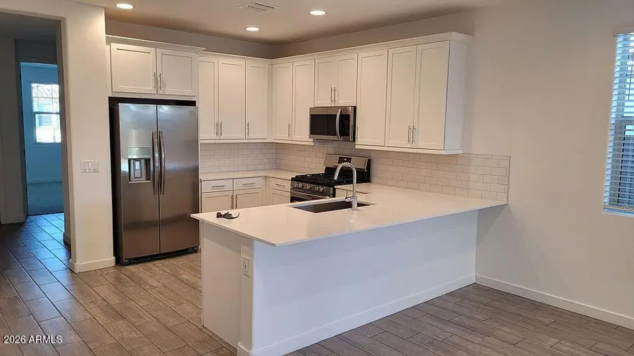 73 E Capricorn Way, Chandler, AZ 85249 - #2