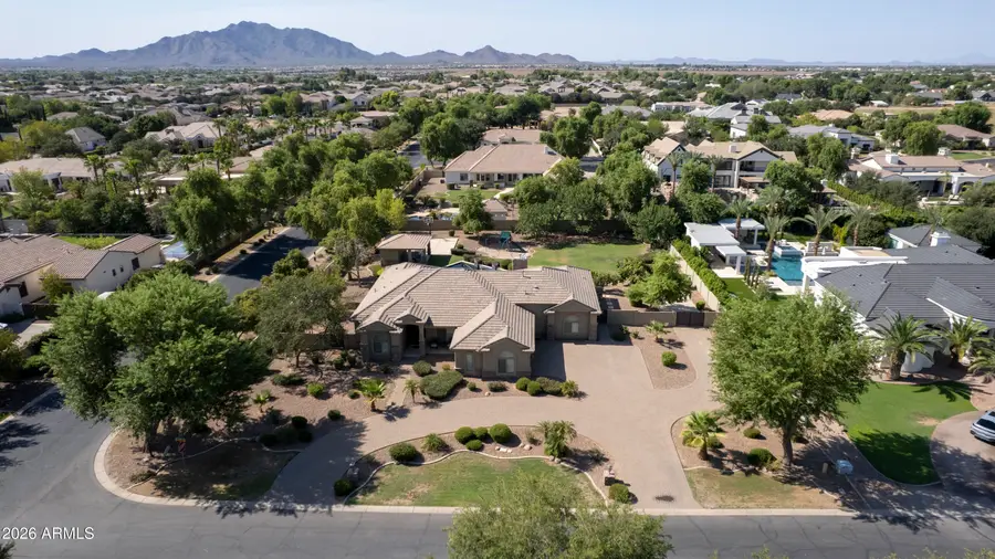 2091 E Coconino Court, Gilbert, AZ 85298 - #2