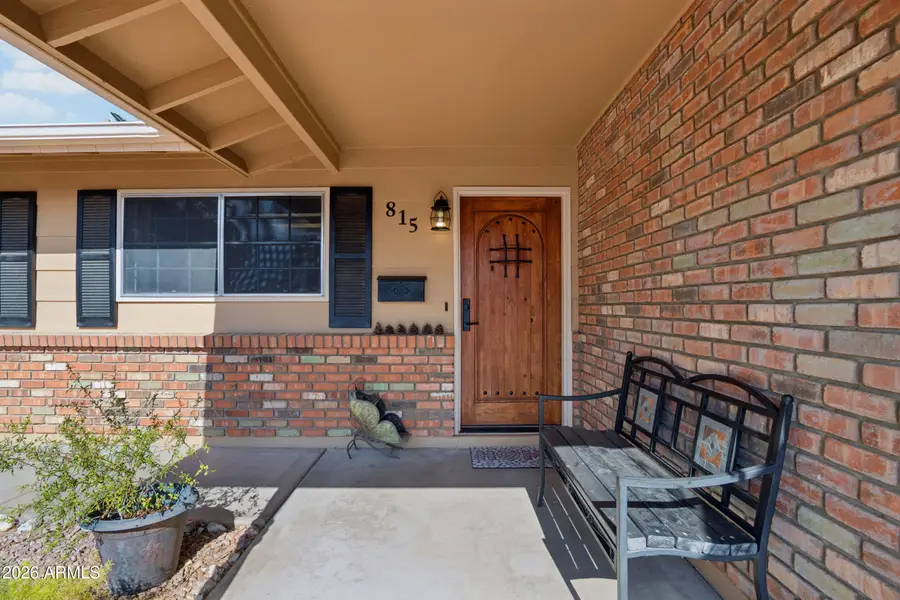815 S Saranac Avenue, Mesa, AZ 85208 - #2
