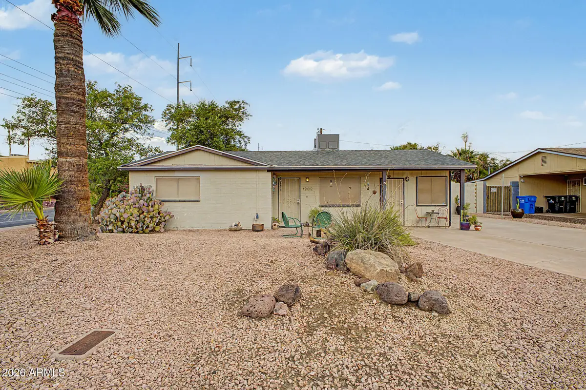 1202 E Becker Lane, Phoenix, AZ 85020 - #1