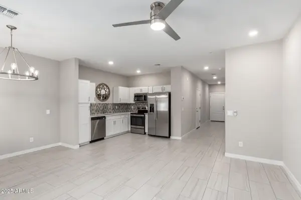 2134 W Harmont Drive, Phoenix, AZ 85021
