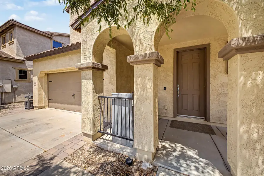 3306 E Meadowview Drive, Gilbert, AZ 85298 - #2