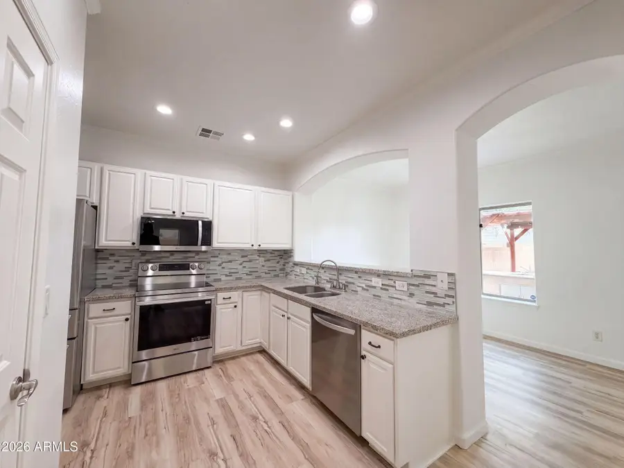 5641 S 10th Drive, Phoenix, AZ 85041 - #2