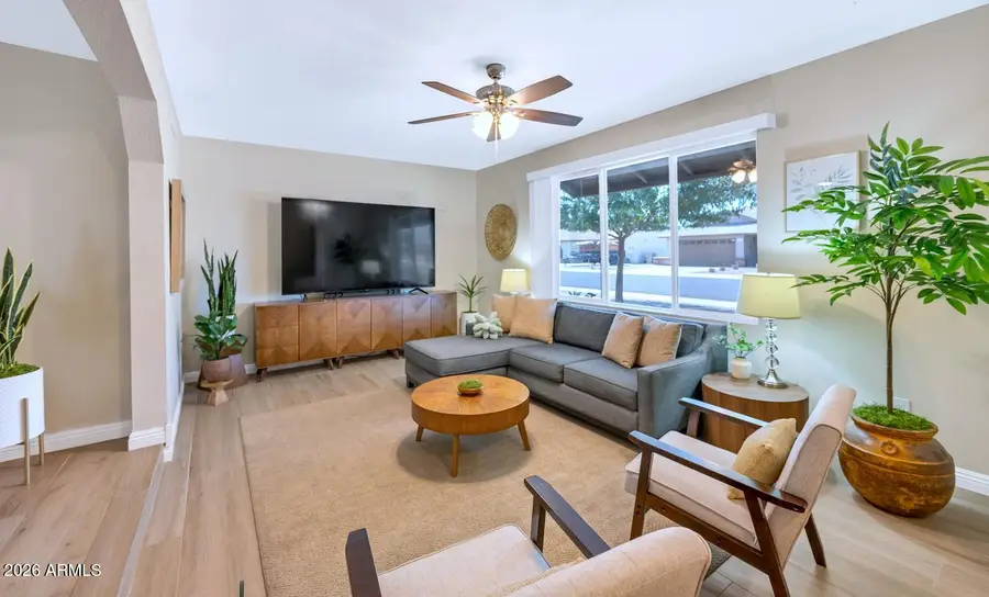 6038 W Desert Hills Drive, Glendale, AZ 85304 - #3