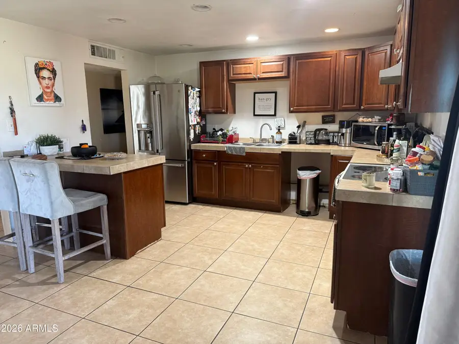 4820 N 73rd Avenue, Phoenix, AZ 85033 - #3