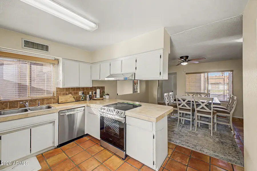 2321 W Vineyard Road, Tempe, AZ 85282 - #2