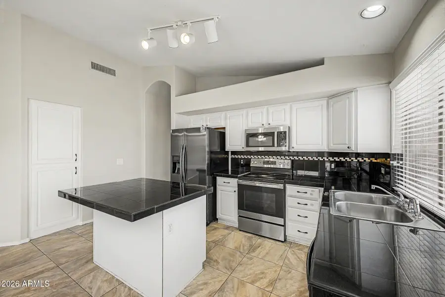 6503 W Adobe Drive, Glendale, AZ 85308 - #2