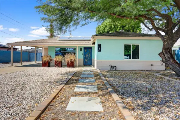 7010 N 11th Place, Phoenix, AZ 85020