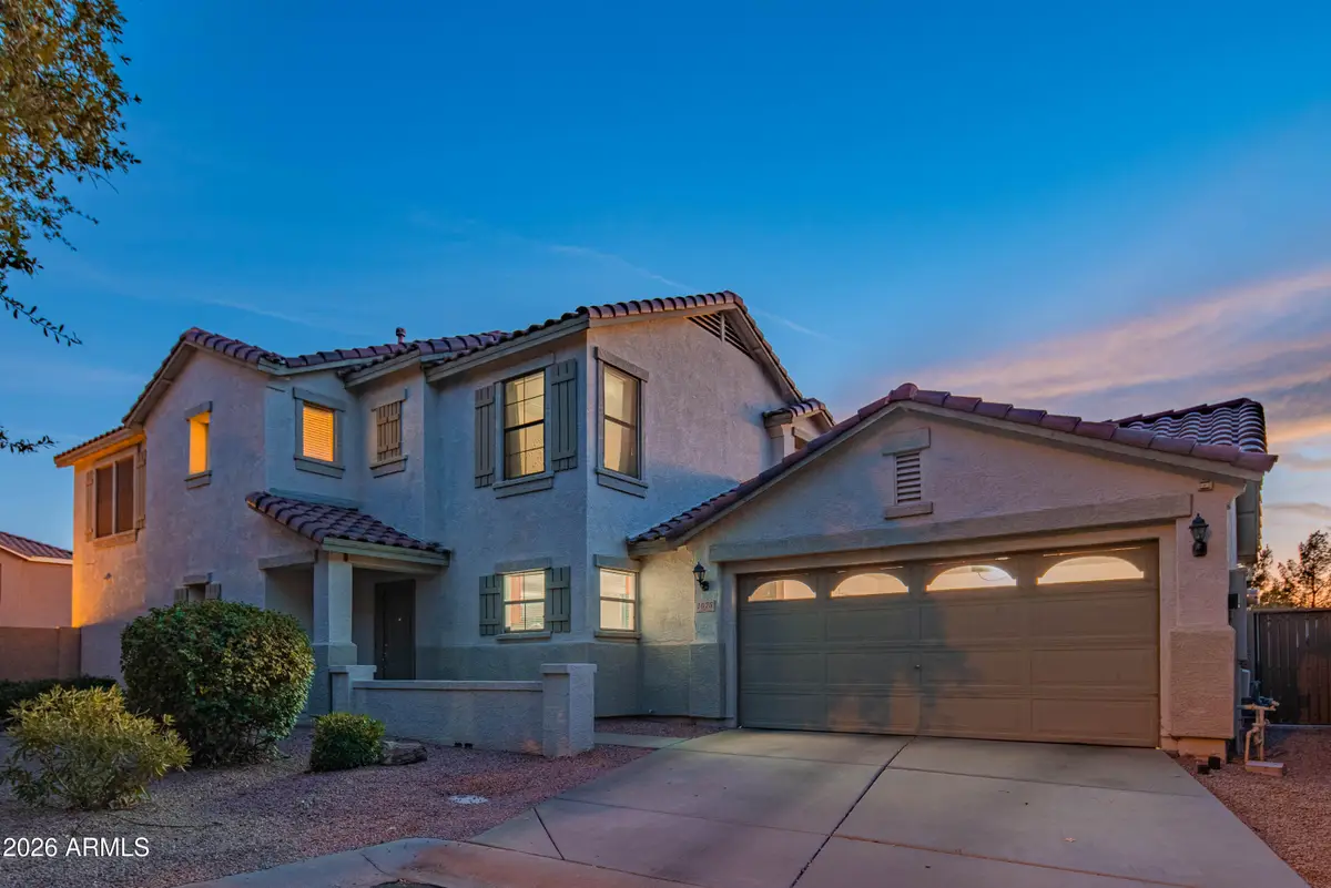 1075 E Parkview Court, Gilbert, AZ 85295 - #1