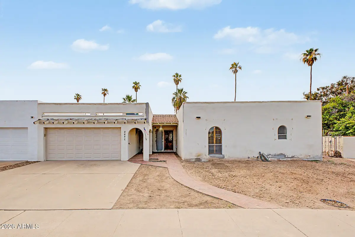 2071 E Cairo Drive, Tempe, AZ 85282 - #1