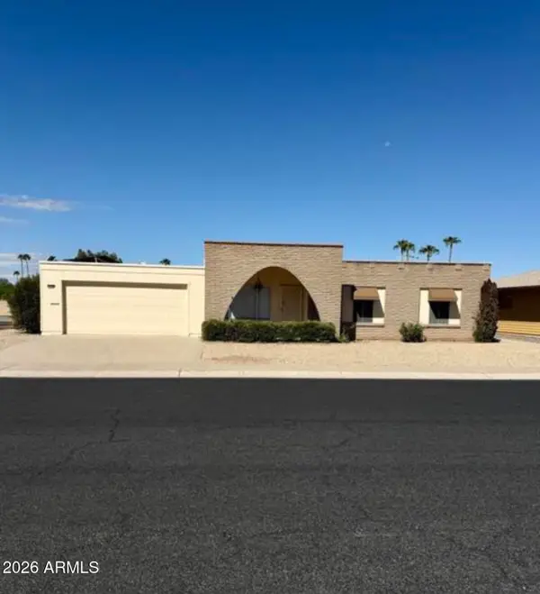 14202 N Lakeforest Drive, Sun City, AZ 85351