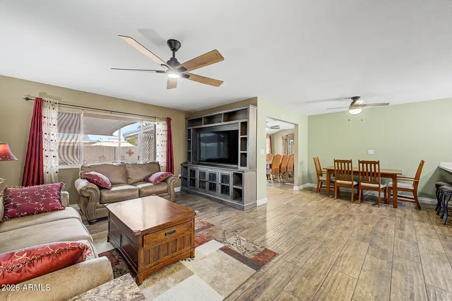 10515 W Kingswood Circle, Sun City, AZ 85351 - #2