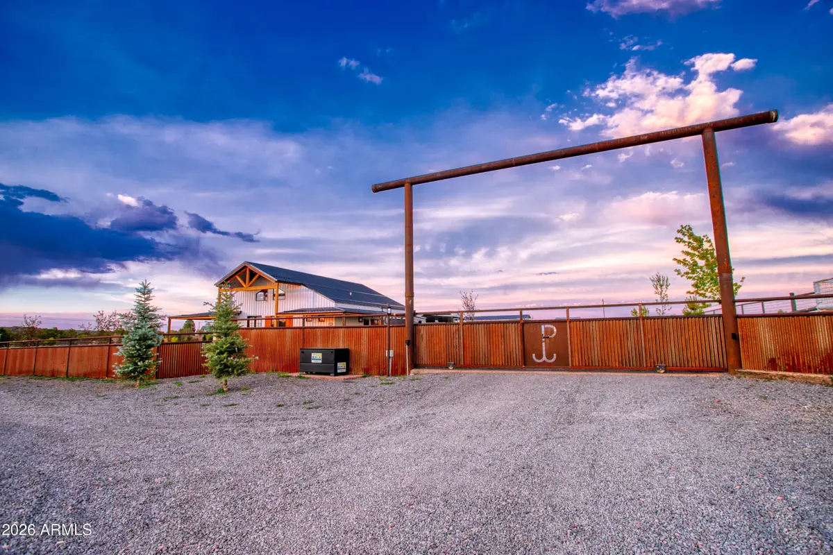 1093 School House Lane, Show Low, AZ 85901 - #1