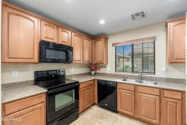 2551 E Boston Street, Gilbert, AZ 85295