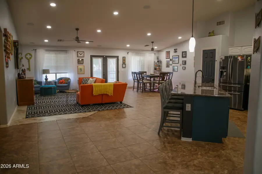 1221 W Del Monte Drive, Casa Grande, AZ 85122 - #3