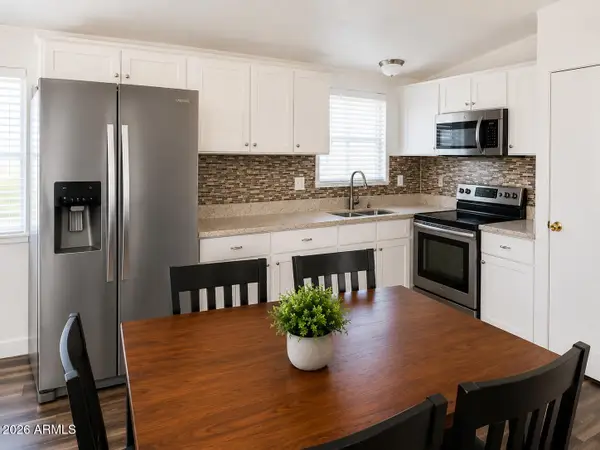156 N Hawes Road #60, Mesa, AZ 85207