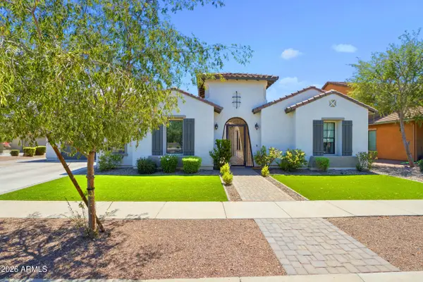 3153 E Red Oak Court, Gilbert, AZ 85297