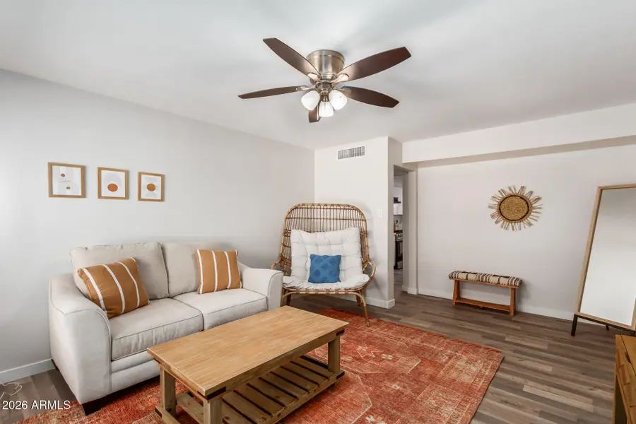 21 E Alameda Drive, Tempe, AZ 85282 - #3