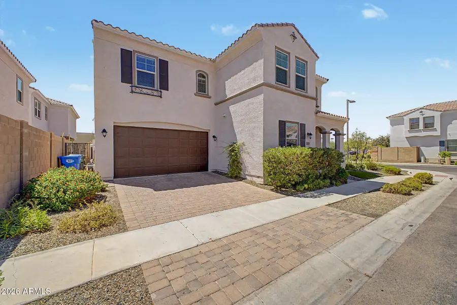 939 E Danbury Drive, Phoenix, AZ 85022 - #3