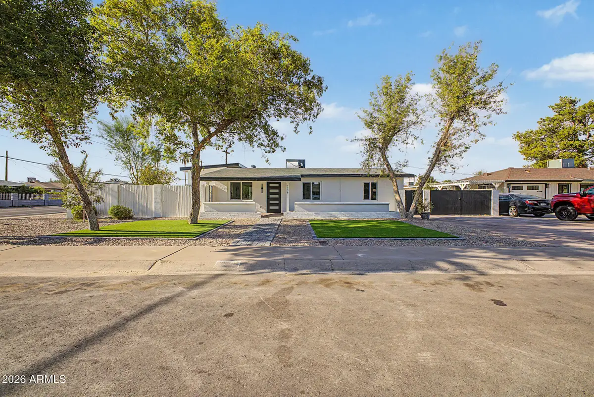 2238 W Catalina Drive, Phoenix, AZ 85015 - #1