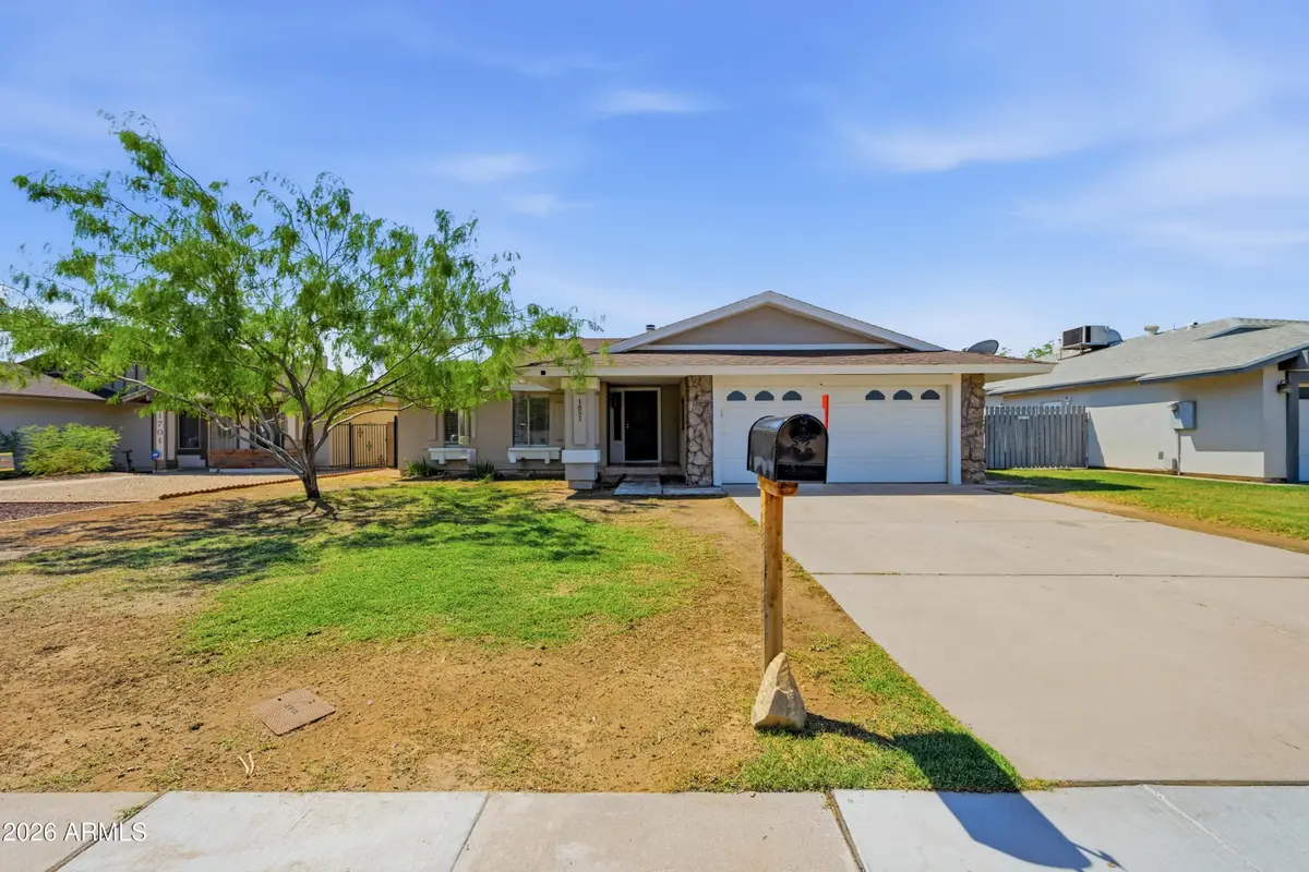 1651 E Apollo Road, Phoenix, AZ 85042 - #1