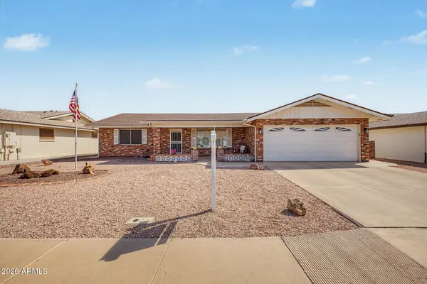 8239 E Navarro Avenue, Mesa, AZ 85209