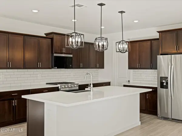 17758 W Illini Street, Goodyear, AZ 85338