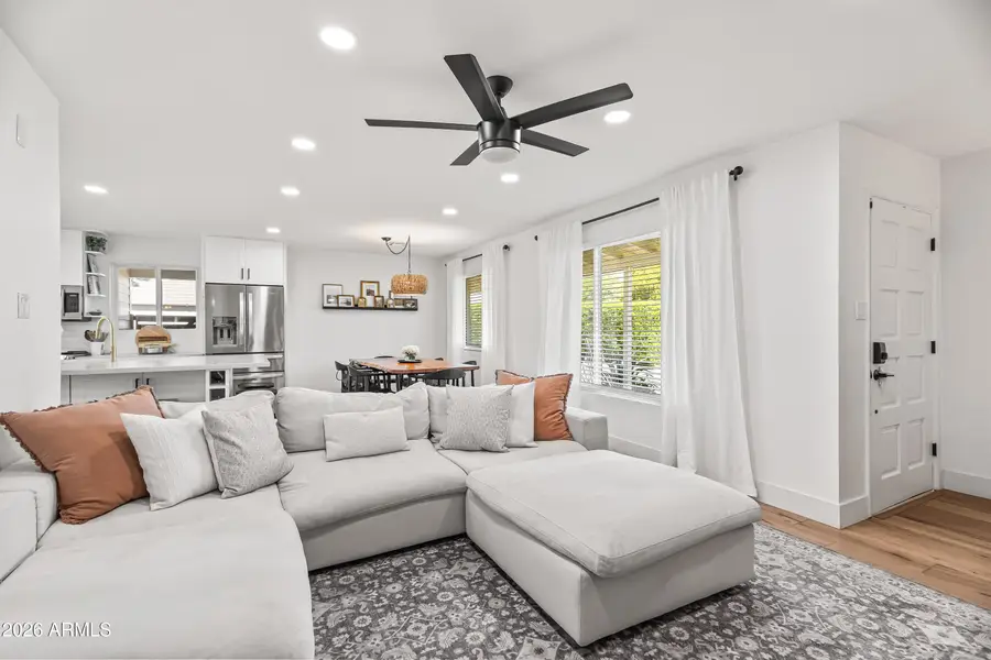 901 E Berridge Lane, Phoenix, AZ 85014 - #3