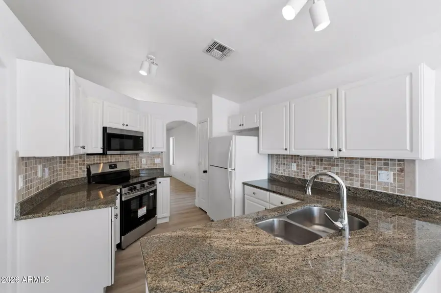 16638 N 33rd Way, Phoenix, AZ 85032 - #3