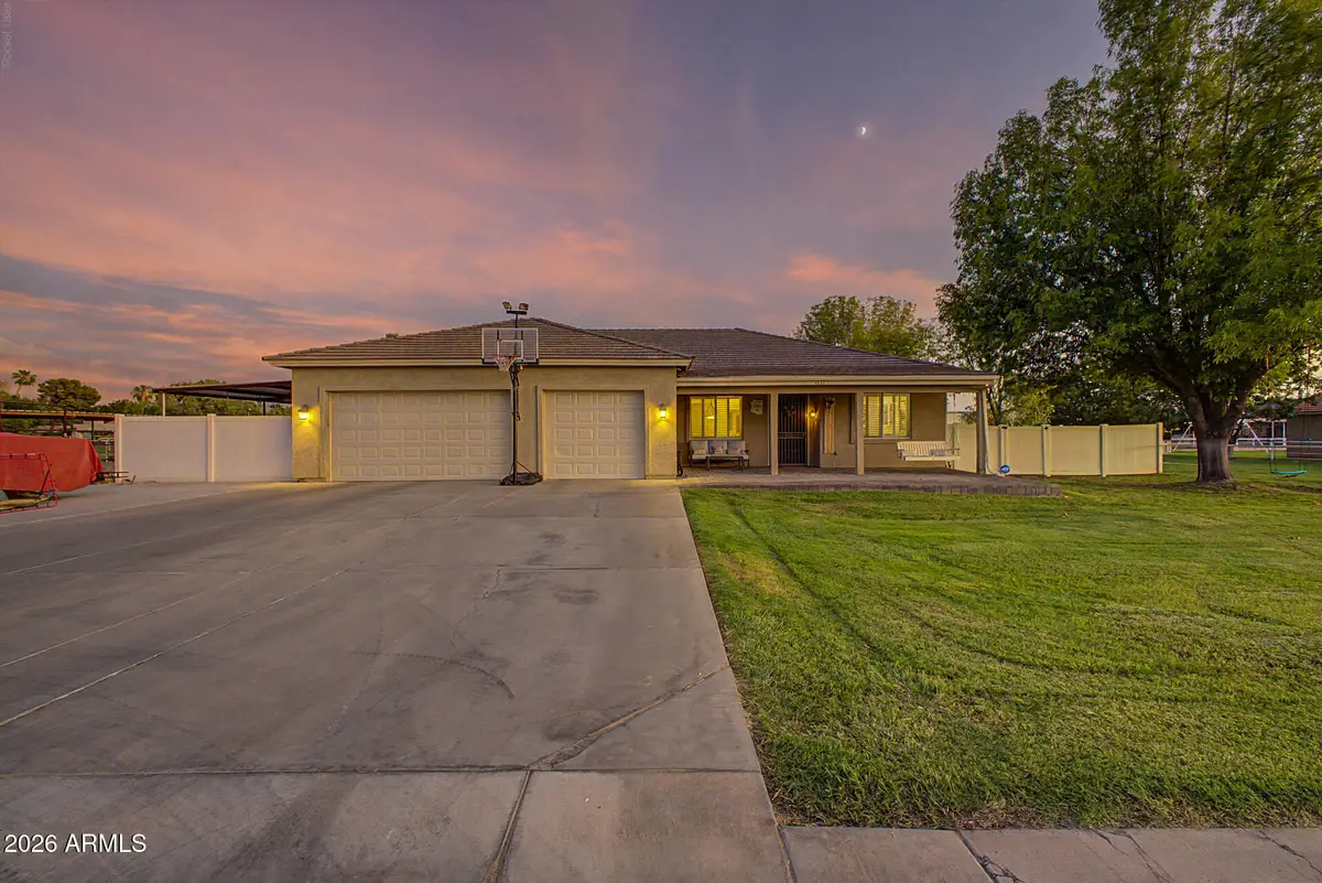2233 E Park Avenue, Gilbert, AZ 85234 - #1