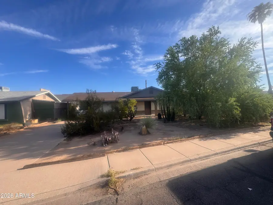 1518 W Crescent Avenue, Mesa, AZ 85202 - #2