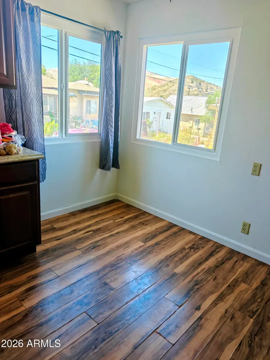 211 S Franz Avenue, Miami, AZ 85539 - #2