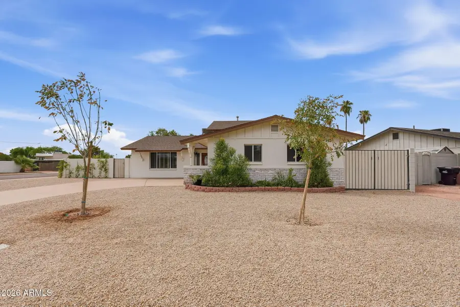 8355 E Stella Lane, Scottsdale, AZ 85250 - #2