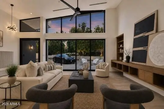 525 W Lamar Road W, Phoenix, AZ 85013